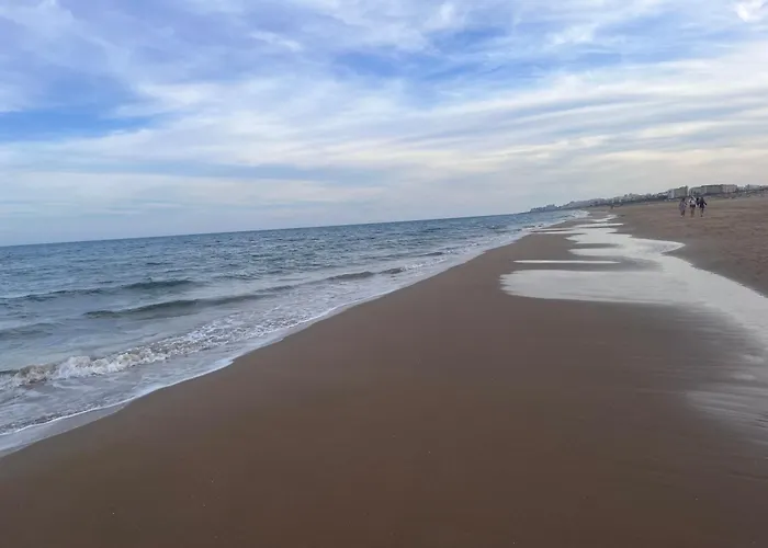 Formidable Seaview Apartment