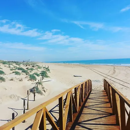 Formidable Seaview 아파트